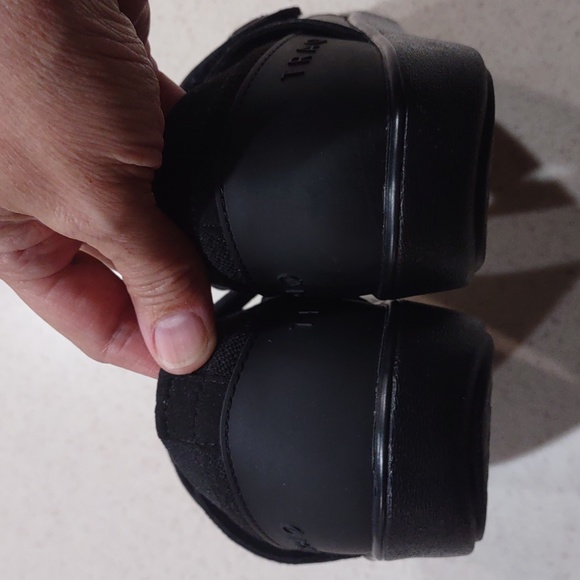 Traq by Algeria Black Mary Jane Style Shoes Size 37 EUC - Picture 14 of 15